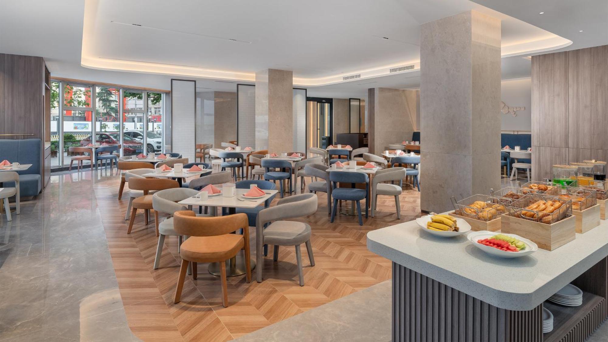 Holiday Inn Express Qingdao Shibei By Ihg Exterior foto